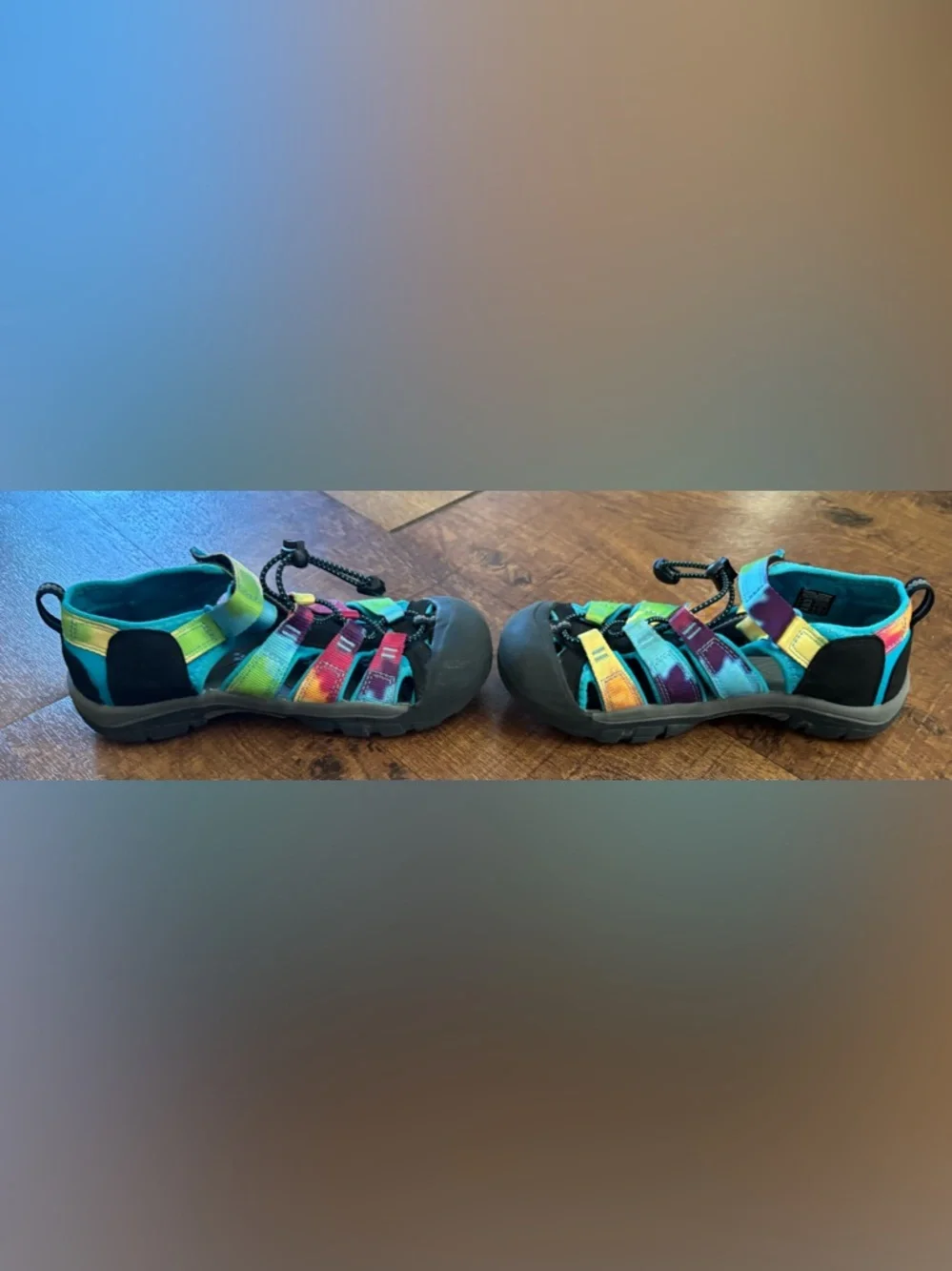 Keen Newport H2 hybrid sandals unisex boy girl youth Sz 4 big kid